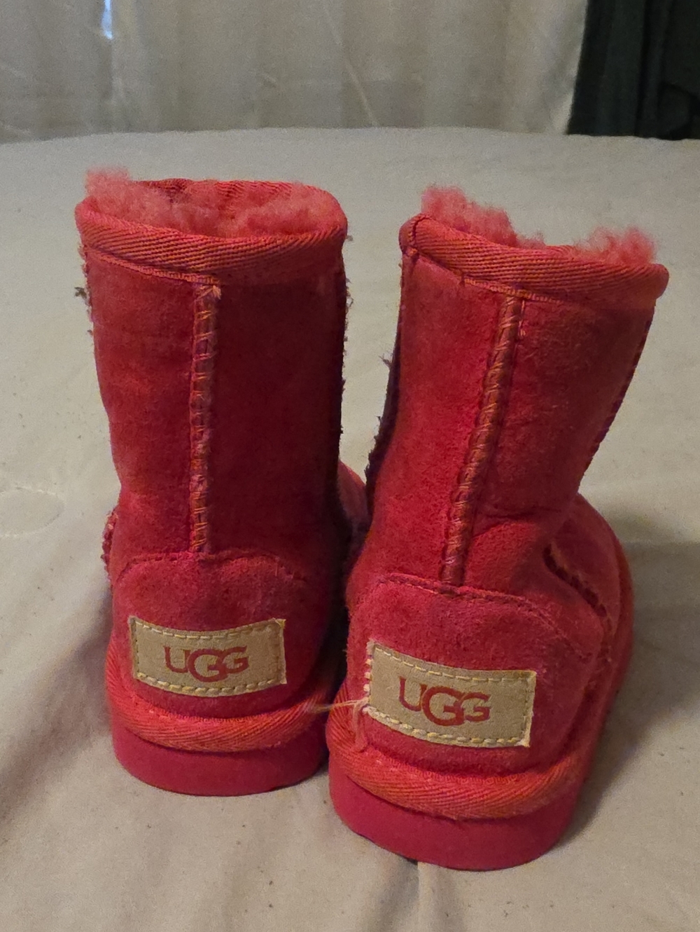 UGG Kids Short Suede Boots in Red